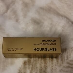 Hourglass Satin Crème Lipstick in Luxurious Gold Box